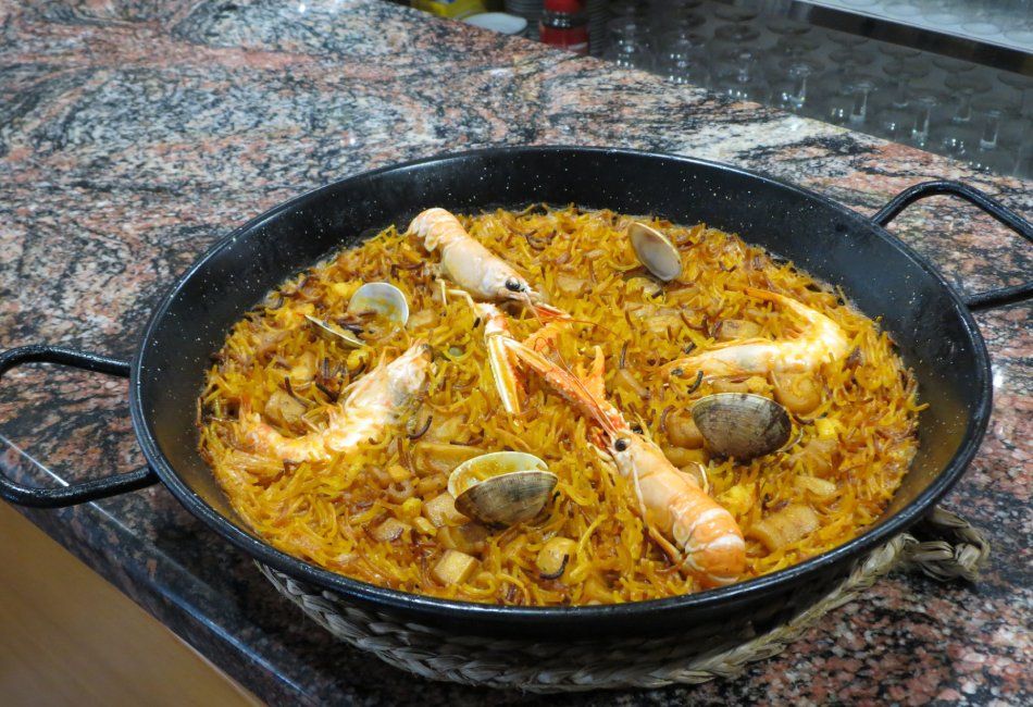 Paellas gourmet para llevar en Peñíscola. Fideuá.